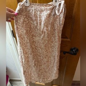 Elegant Cream Patterned Women's Skirt